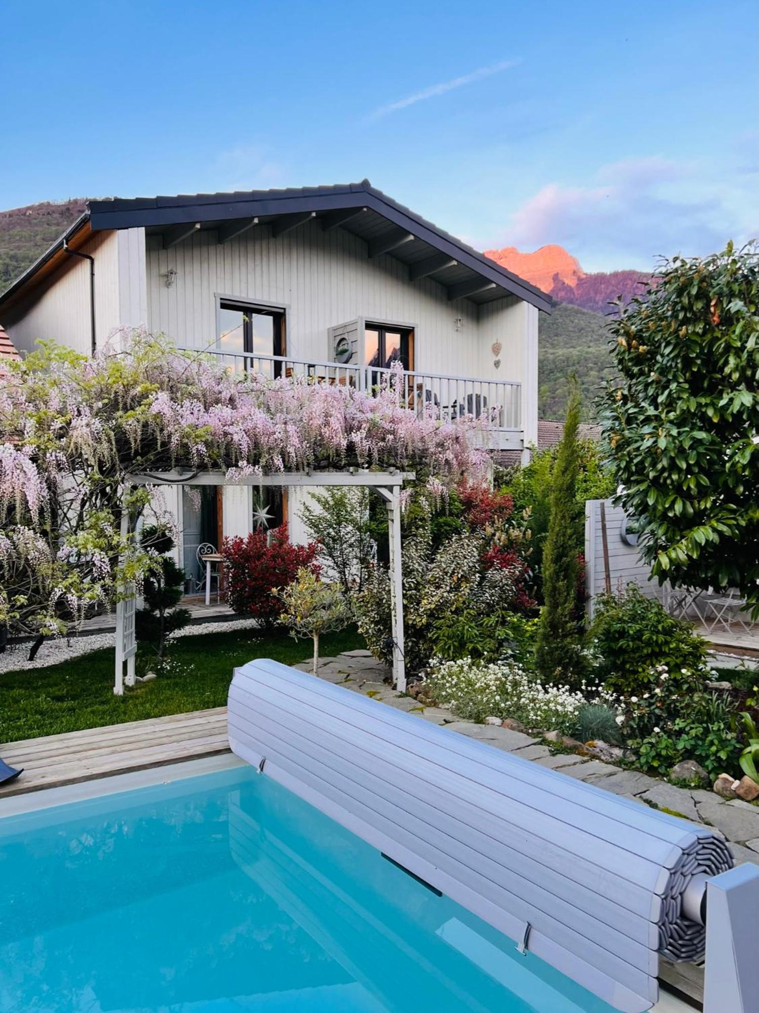 Hygge Lodge Annecy Doussard Bagian luar foto